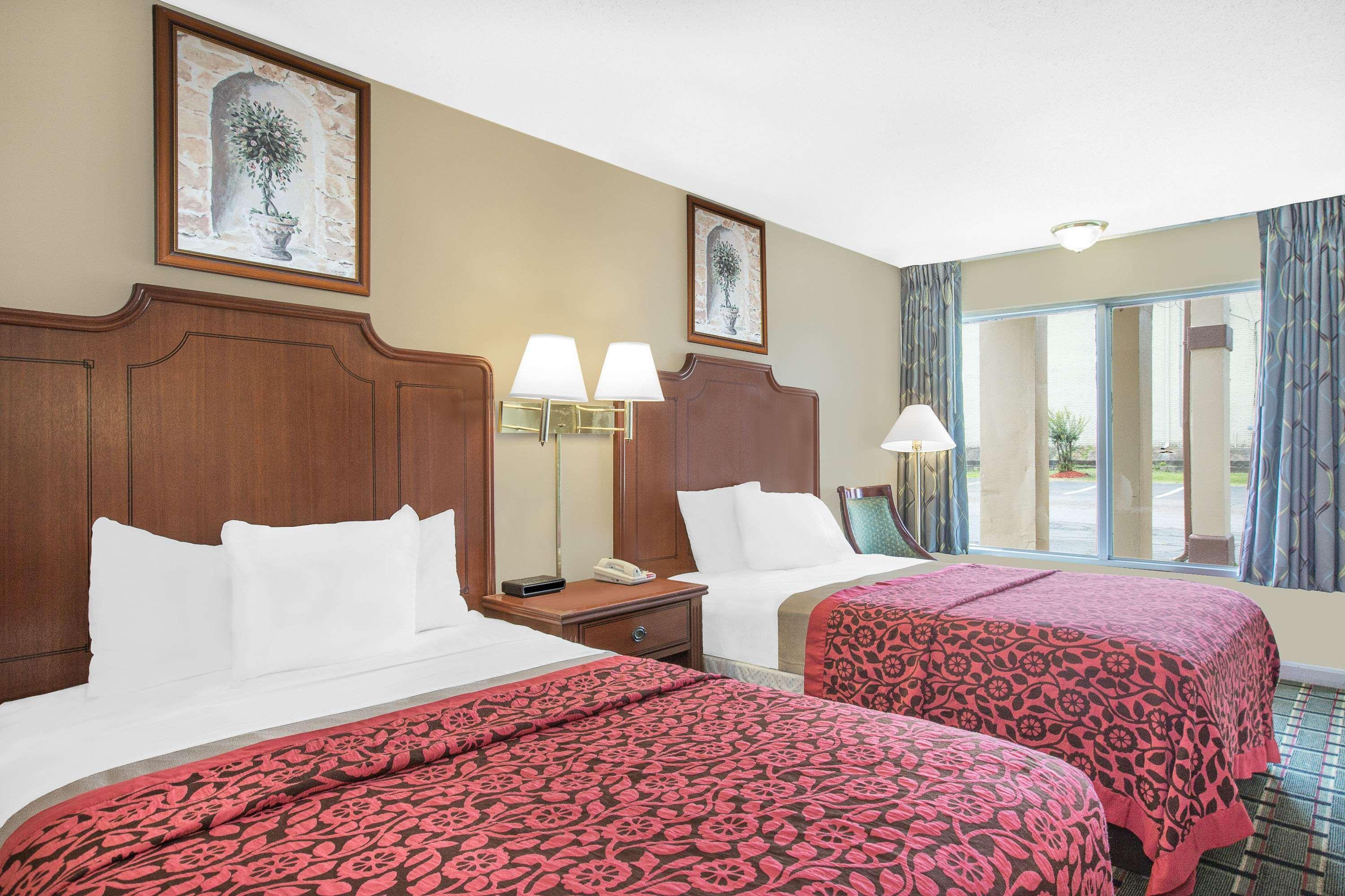 Meridian Inn Hotel ภายนอก รูปภาพ